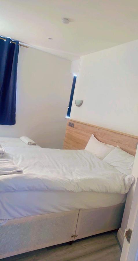 Entire Two Double Bedrooms Flat N4 เกรทยาร์มัธ ภายนอก รูปภาพ