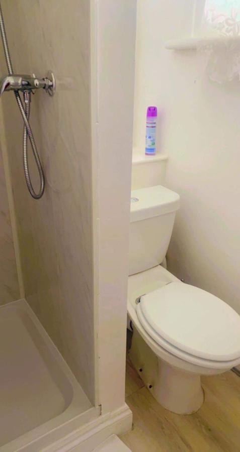 Entire Two Double Bedrooms Flat N4 เกรทยาร์มัธ ภายนอก รูปภาพ