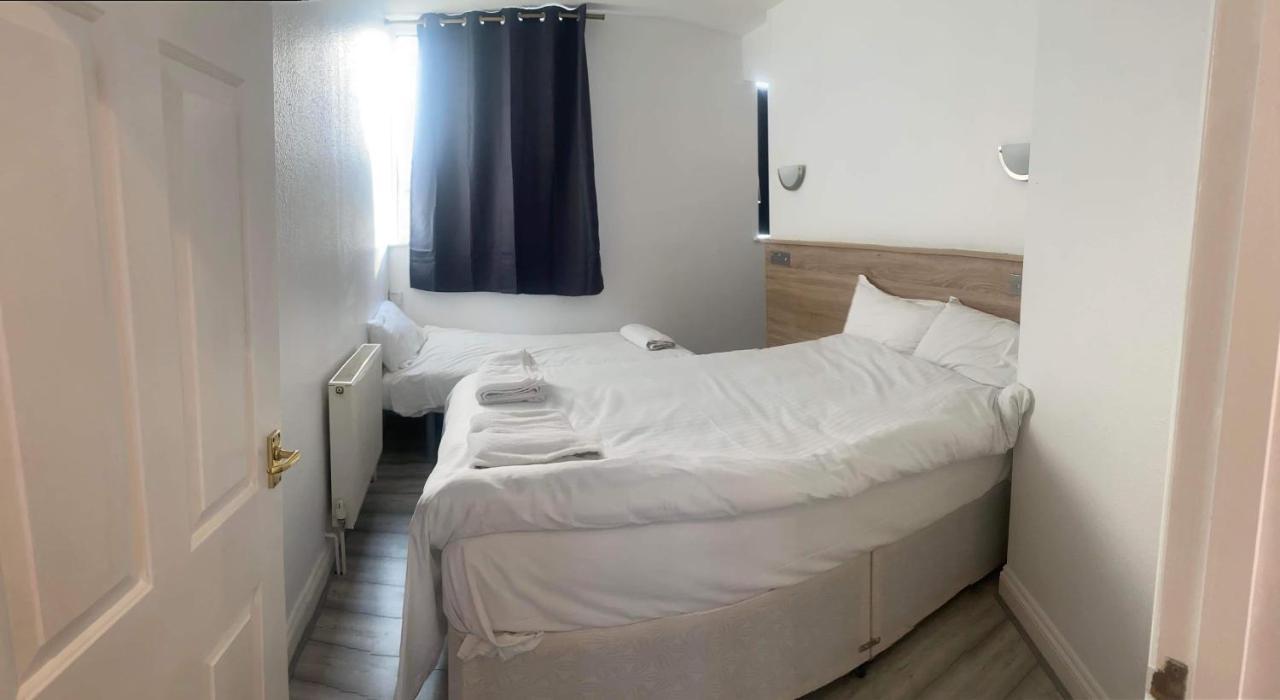 Entire Two Double Bedrooms Flat N4 เกรทยาร์มัธ ภายนอก รูปภาพ
