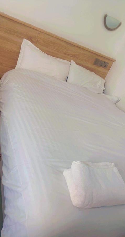 Entire Two Double Bedrooms Flat N4 เกรทยาร์มัธ ภายนอก รูปภาพ